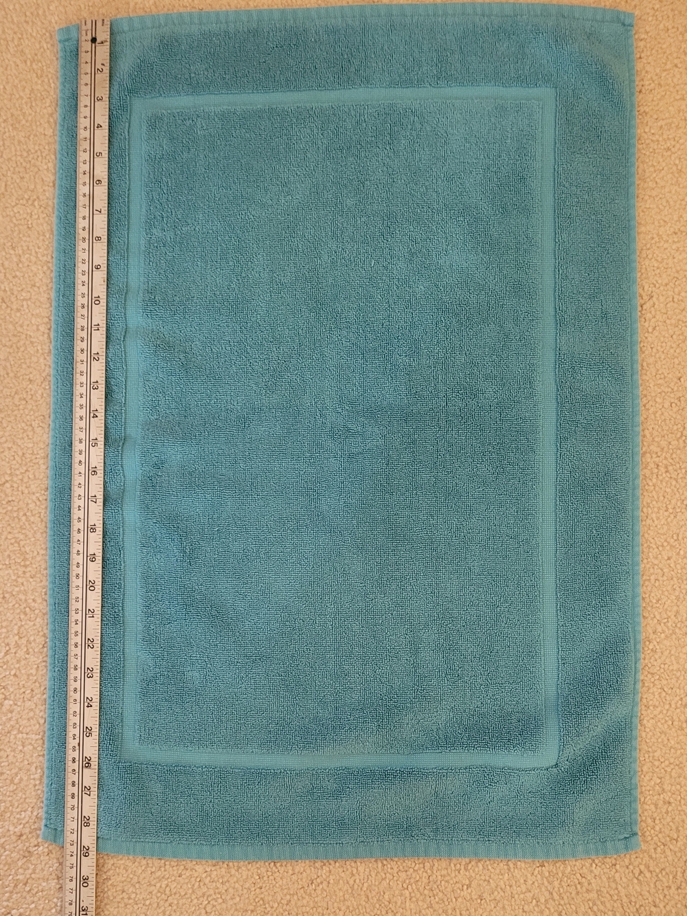 Plush Turquoise Bath Mat - Soft Absorbent Bathroom Rug